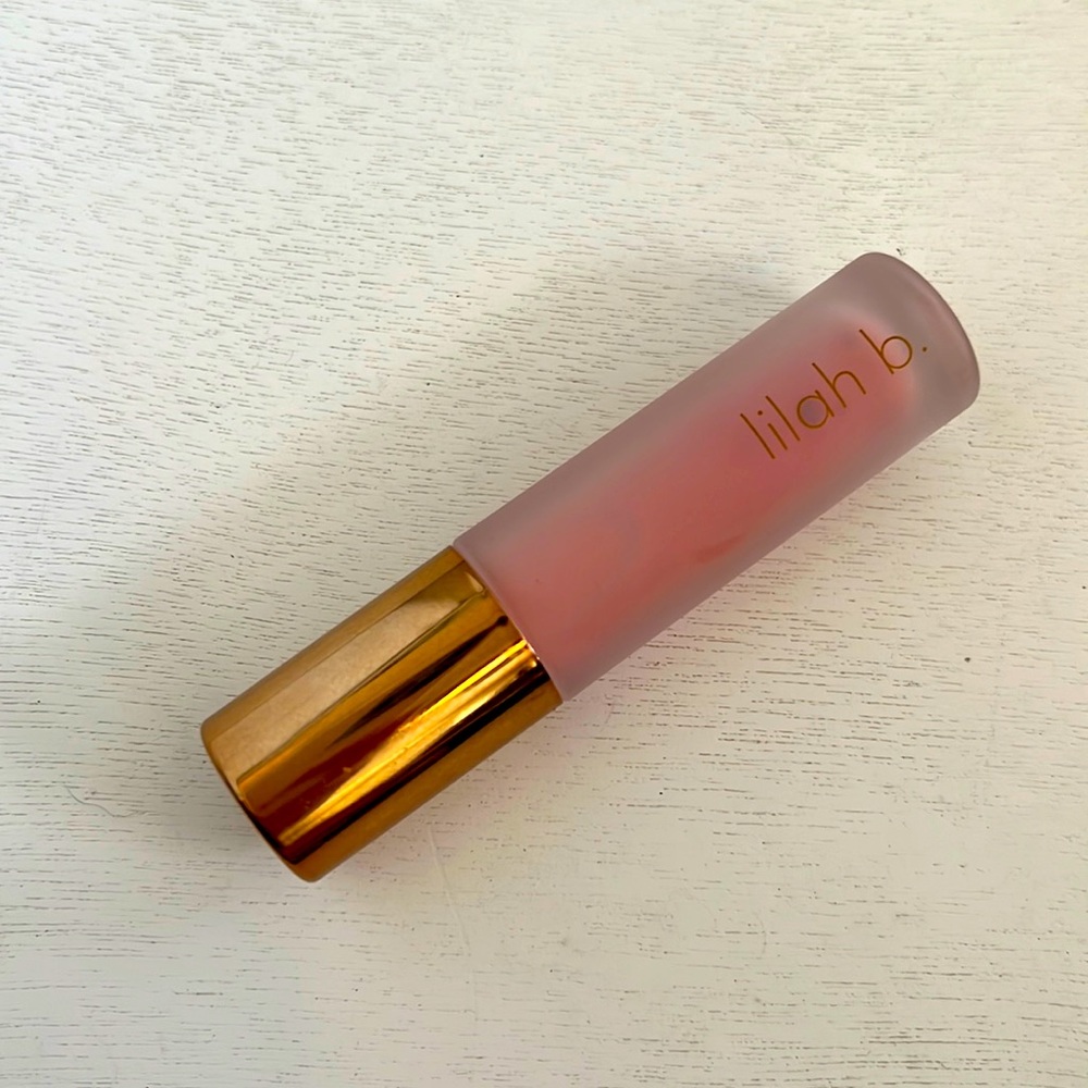 lilah b lip oil nwob